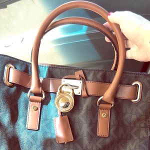 Large Michael Kors Hamilton